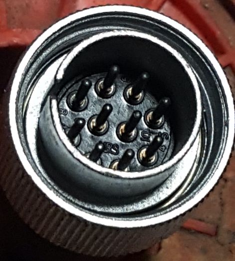 8_polusu_din_csatlakozos_kabel1.jpg 8_polusu_din_csatlakozos_kabel1.jpg